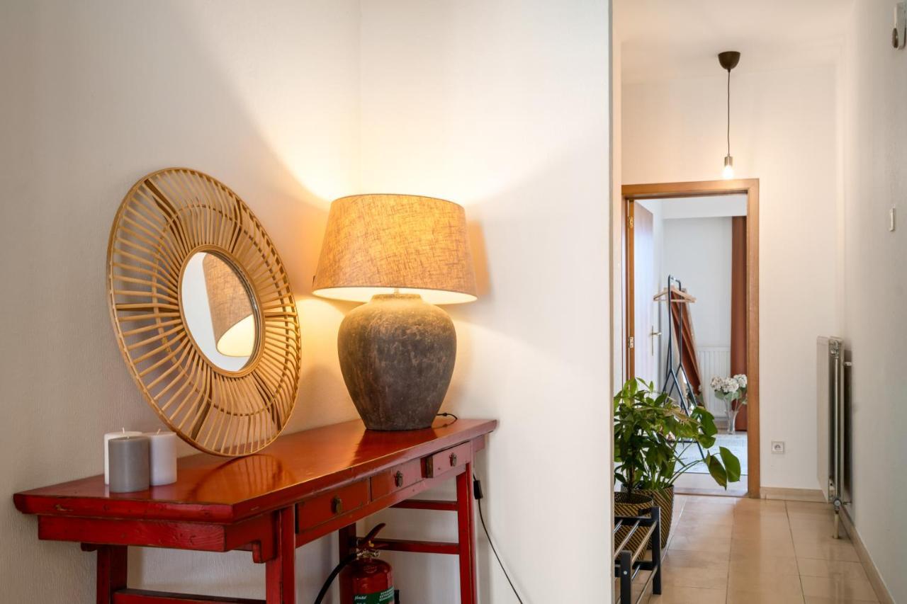 City Apartment 3 Bedroom, Kitchen, Wifi, Workspace, Coffee, Central ハッセルト エクステリア 写真